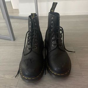 Great condition Dr martens FLASH SALE
